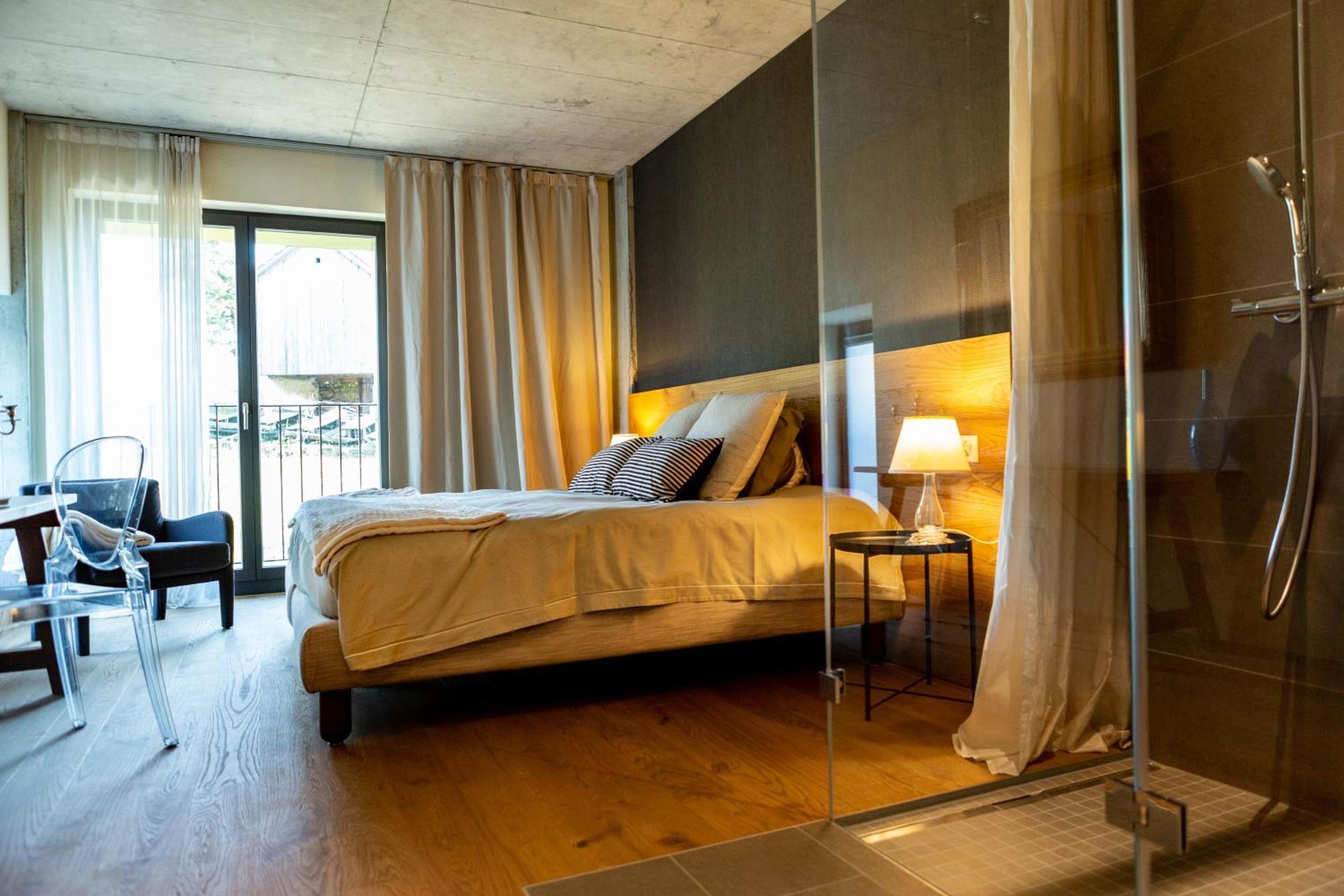 Hotel De L'Ours Preles Buitenkant foto